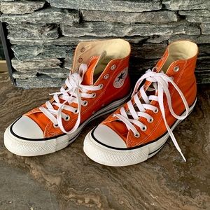 Converse - Orange High Tops Men’s 6.5 Women’s 8.5